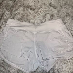 Lululemon Speed Up 2.5” shorts